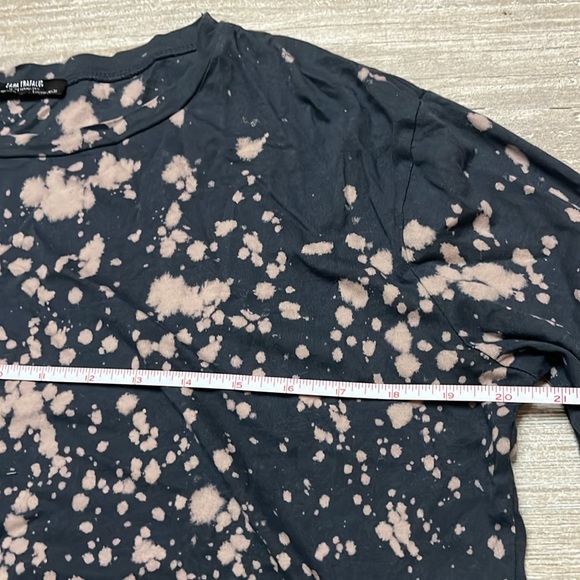 Zara bell sleeve top, L, gray and bleach - Picture 5 of 7